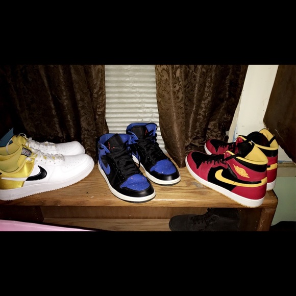 Jordan ones hawks size 9.5 air forces size 12 hmu for offers - Picture 3 of 3